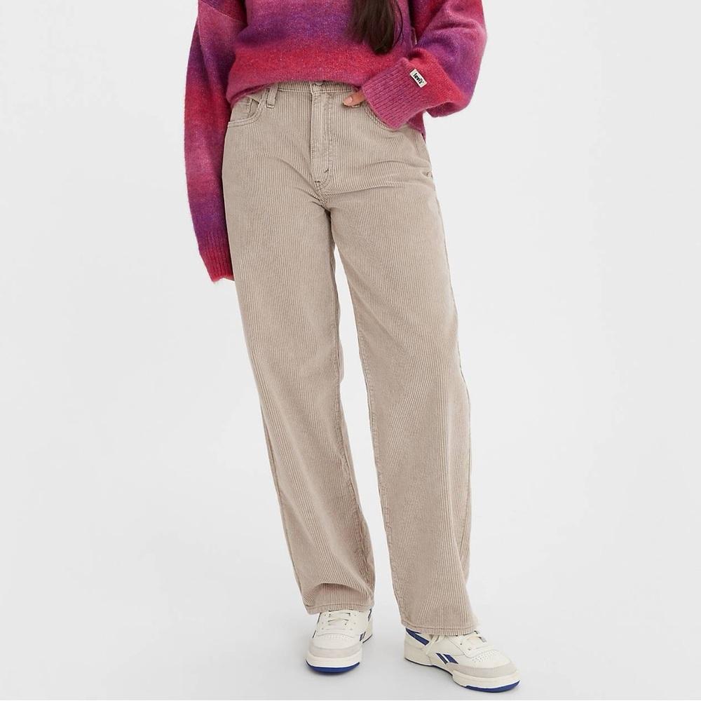 Levi’s tan Baggy Dad corduroy pants